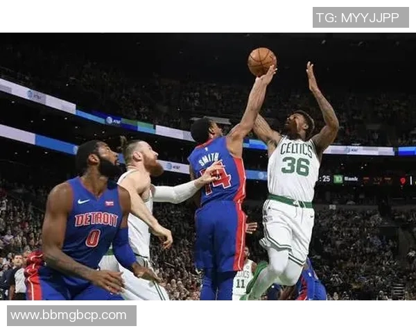 猛龙与雄鹿历史交锋数据分析及战绩回顾